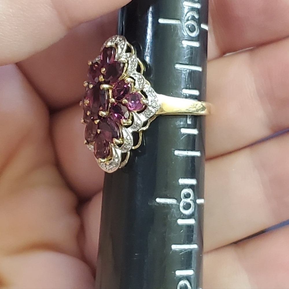 New. 10k rhodolite garnet & diamond ring size 7. Rhodolite garnets are amazing t - Picture 9 of 9